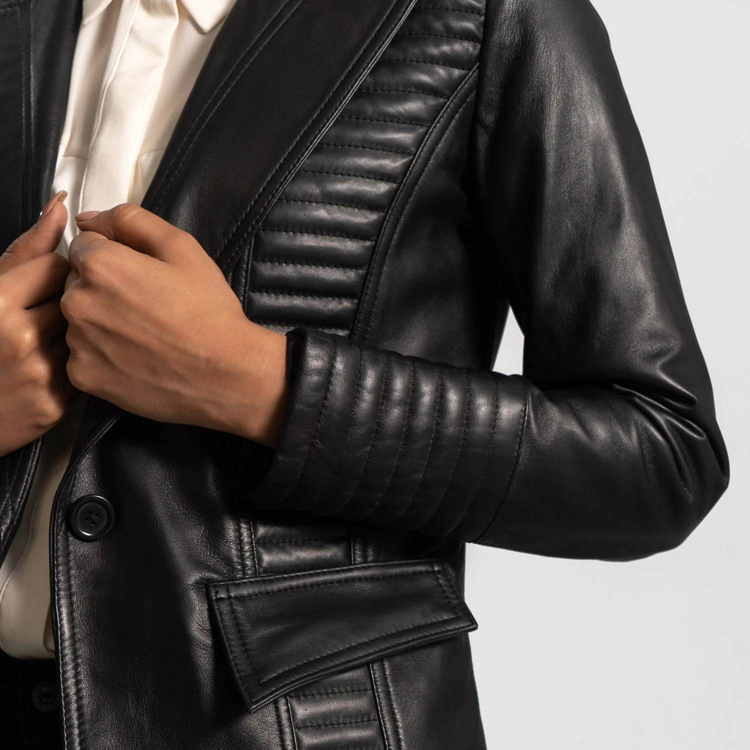 Women_Selina_Black_Leather_Blazer_Made_of_100_Real_Sheepskin_Leather_3